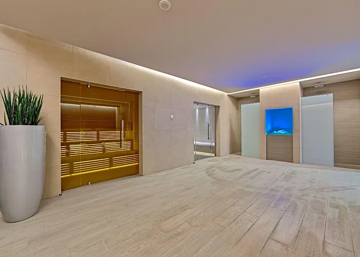 Hotell Ramada By Wyndham Parc Bukarest