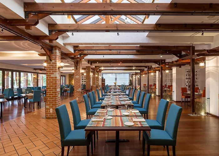 Hotell Ramada By Wyndham Parc Bukarest