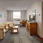 Szálloda Ramada By Wyndham Parc 4*