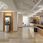Szálloda Ramada By Wyndham Parc 4*