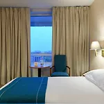 Szálloda Ramada By Wyndham Parc 4*