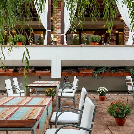 Ramada By Wyndham Parc Bucarest