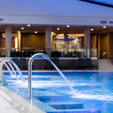 Otel Ramada By Wyndham Parc Bükreş