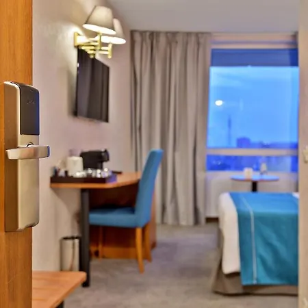 Hotel Ramada By Wyndham Parc Bucarest