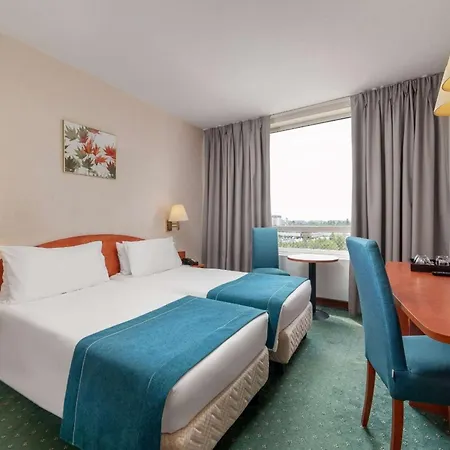 Ramada By Wyndham Parc Hotel Bucarest