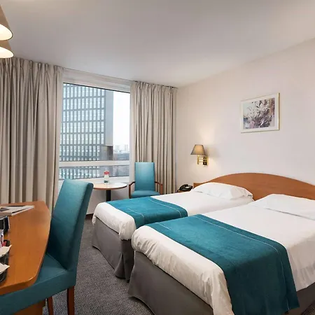 Ramada By Wyndham Parc 4* Bucarest