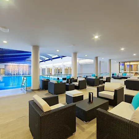 Hotel Ramada By Wyndham Parc Bucarest