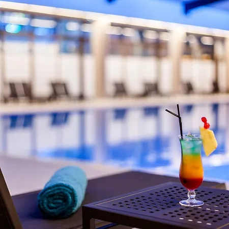 Ramada By Wyndham Parc Hotel