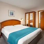 Ramada By Wyndham Parc بوخارست