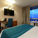 Hotel Ramada By Wyndham Parc Boekarest