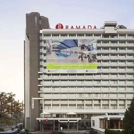 Ramada By Wyndham Parc
