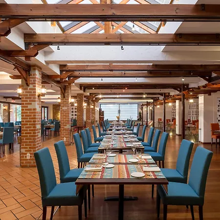 Hotel Ramada By Wyndham Parc Bucareste