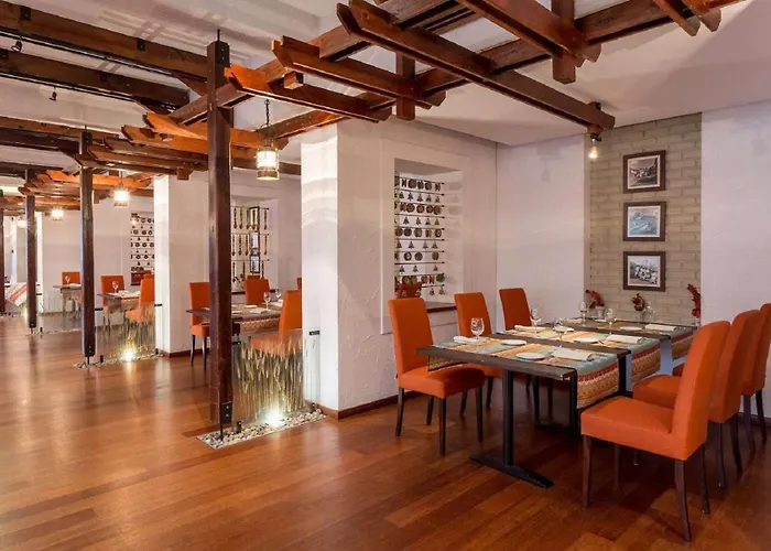 Ramada By Wyndham Parc Hotel 4*