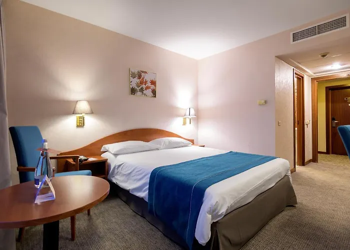 Hotel Ramada By Wyndham Parc