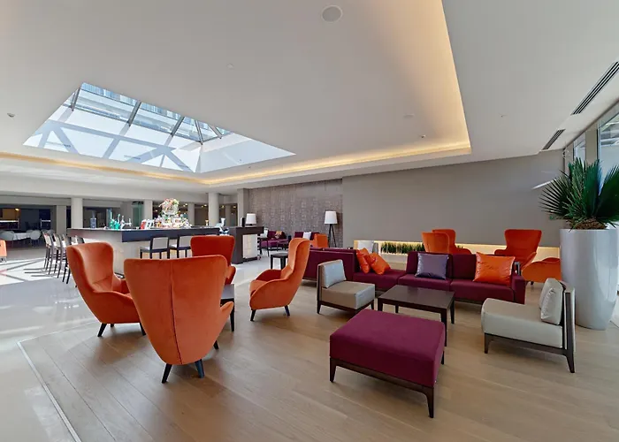 Ramada By Wyndham Parc 布加勒斯特