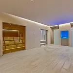 Готель Ramada By Wyndham Parc Бухарест