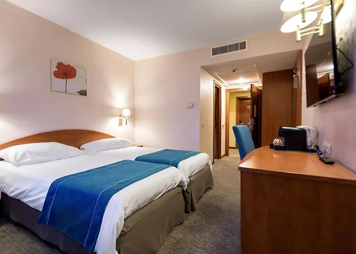 Hotell Ramada By Wyndham Parc