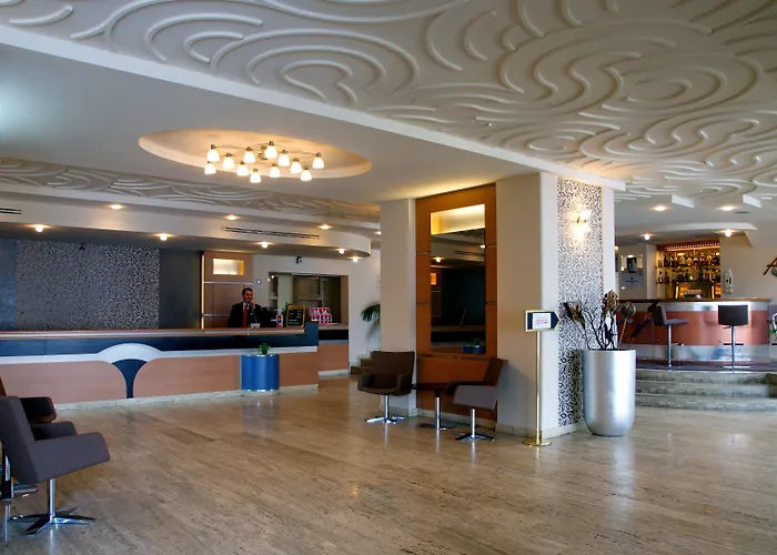 Hotell Ramada By Wyndham Parc