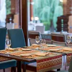 מלון Ramada By Wyndham Parc 4*