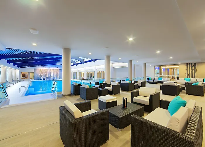 Ramada By Wyndham Parc 4* Bukurešť