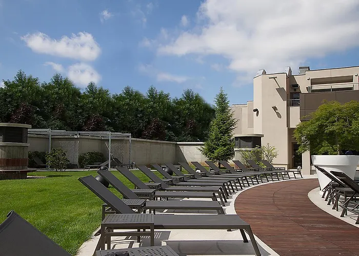 Ramada By Wyndham Parc Hotel